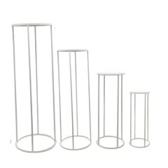 Set bijelih okruglih metalnih stolića 4/1